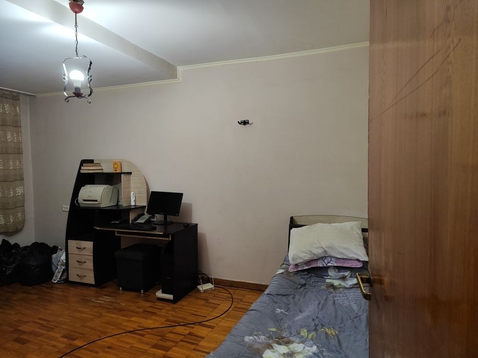 Продам квартиру на Ц-1