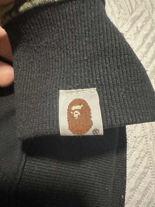 Запазено горнище Bape