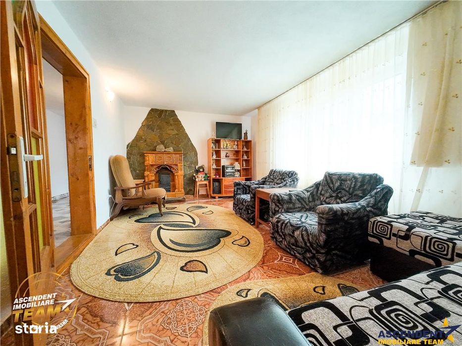 FILM&Tur 3D!Casa+teren Intravilan 1.512 mp+mica livada, Intorsura Buza