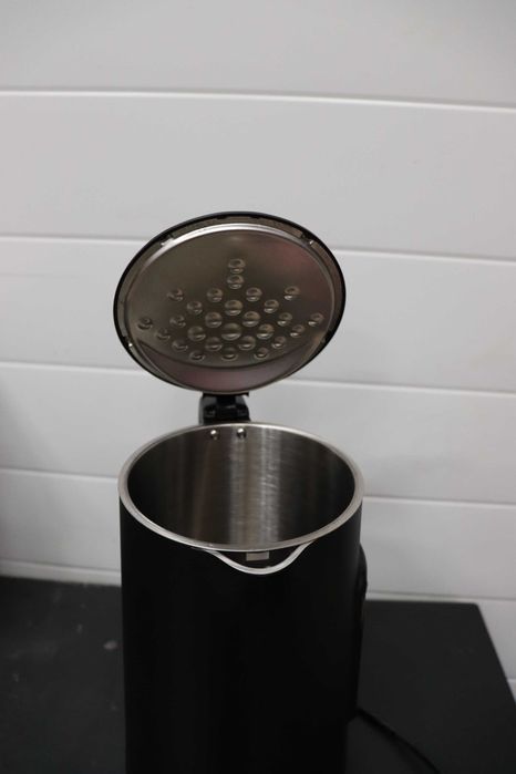 Чайник кана EMERIO, Неръждаема стомана 1,7L, 40-100C, Дисплей, 2200W