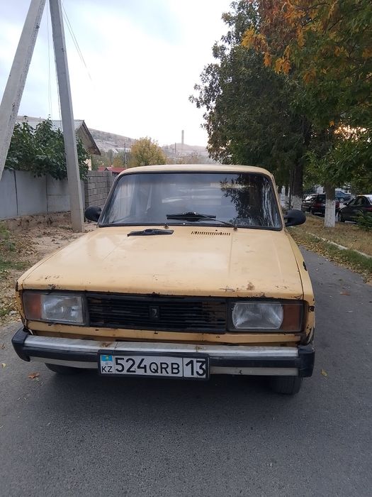 Продаётся машина.