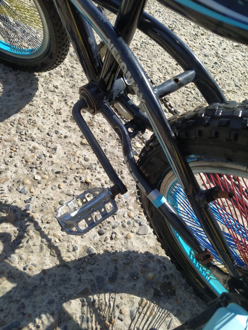 Продаётся Велик модель BMX