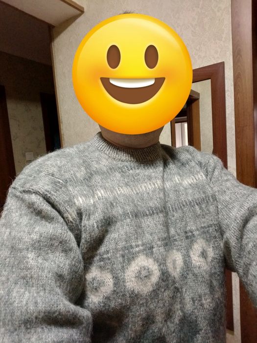 Свитер  шерстяной качественный