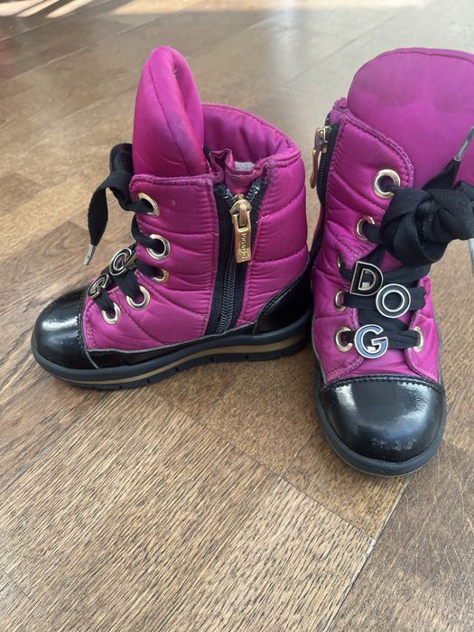 Продам детскую обувь