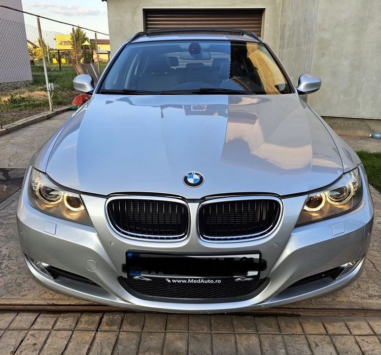 BMW Seria 3 BMW 320i - 2010 – Automat – Întreținut exemplar