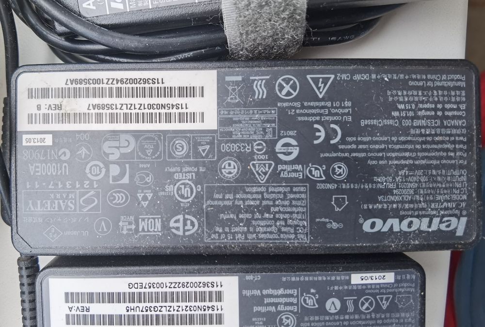 Alimentatoare Acer , Dell, HP, Lenovo, Toshiba de 18,5V,19V,19,5V