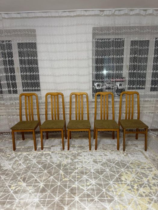 Продам стулья 5.000 = 1шт