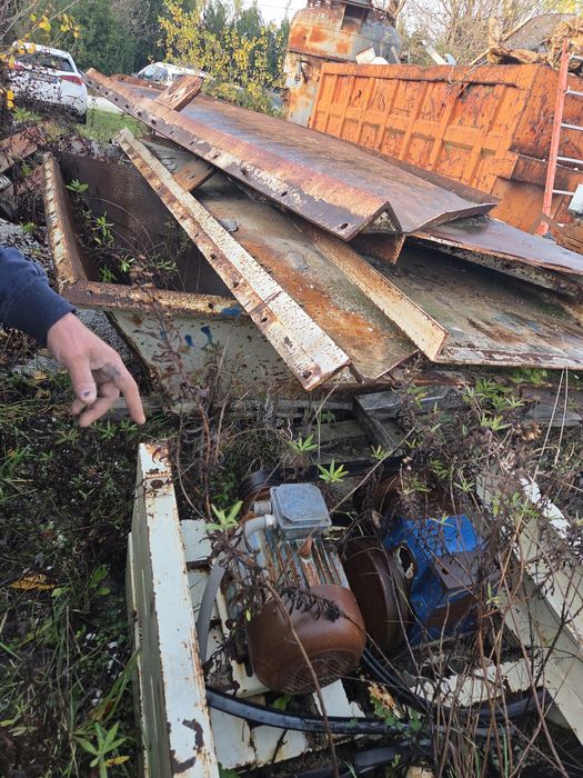 Buncar alimentare cu alimentator vibrant pt stati de sortare