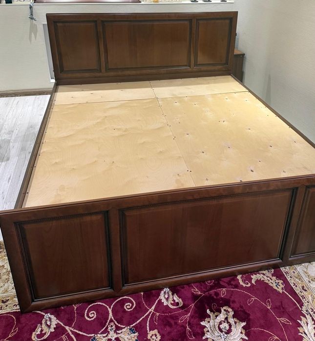 Продам кровать 180*200