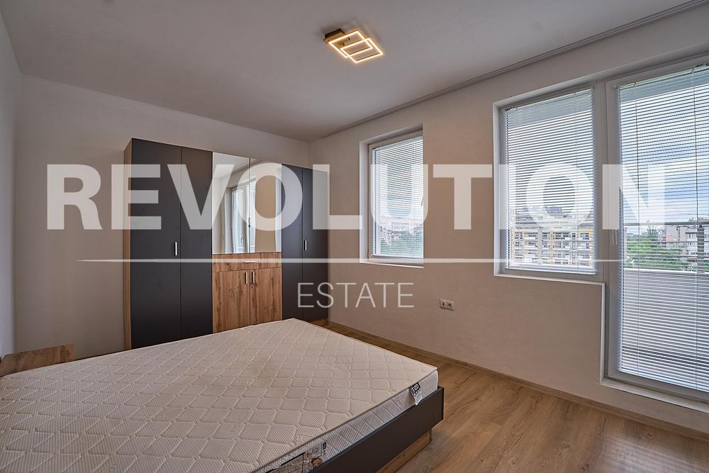 Дава се под наем Тристаен апартамент в Пловдив, Кючук Париж - 90 кв.м за 550 € - Снимка #6