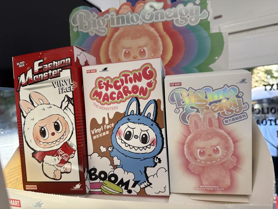 Labubu , Macaron , Editia Cola