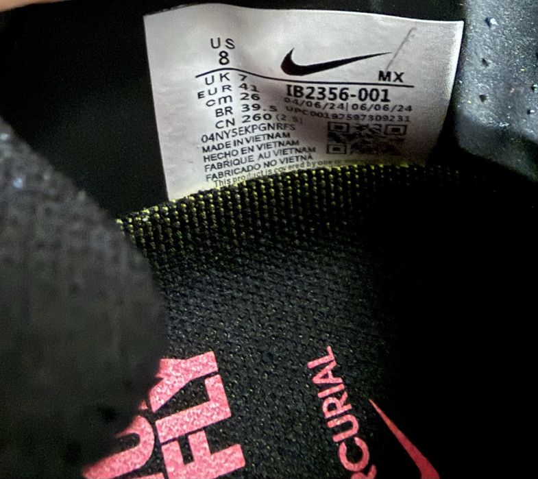 Ghete Fotbal Nike Mercurial