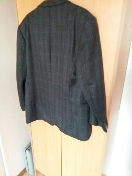 Sacou original gen HUGO BOSS impecabil