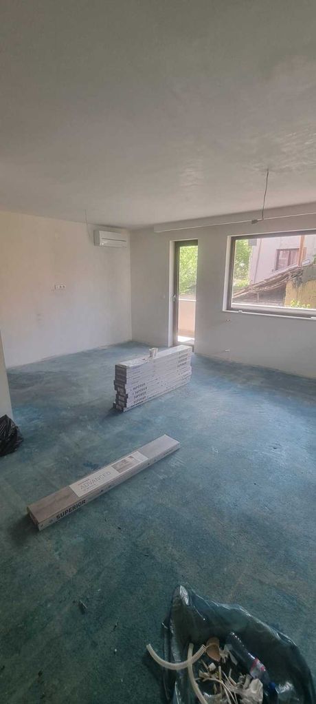 Продава се Тристаен апартамент в Плевен, Идеален център - 111 кв.м за 1703 €/кв.м - Снимка #4