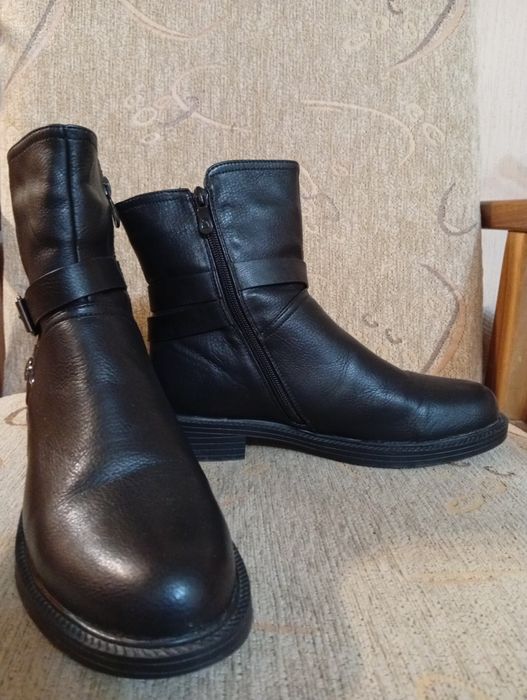 Ботинки зимние 40 размер