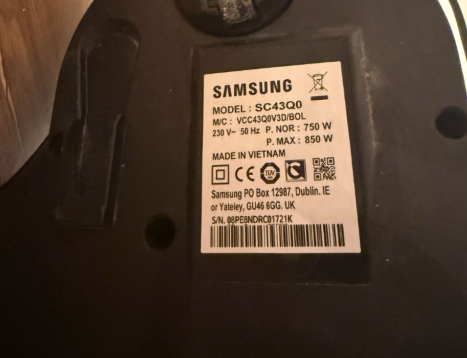 Aspirator Samsung, fără sac, putere 850 w