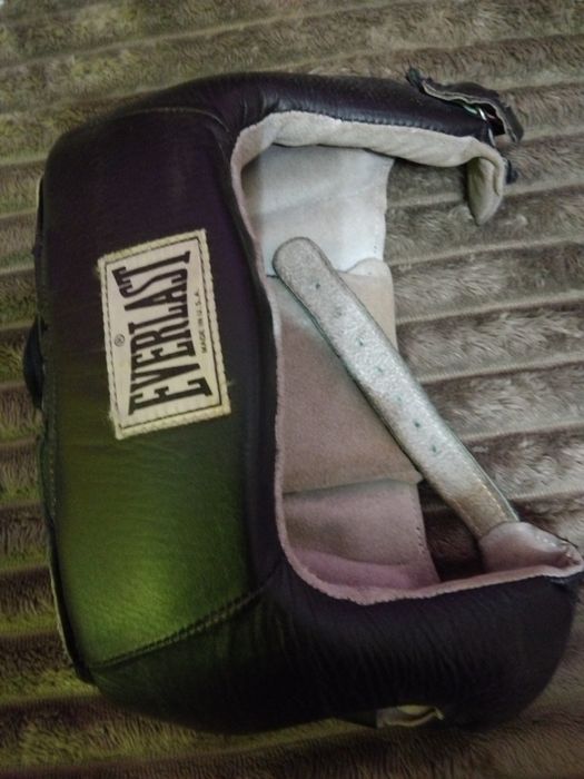 Каска за бокс Everlast