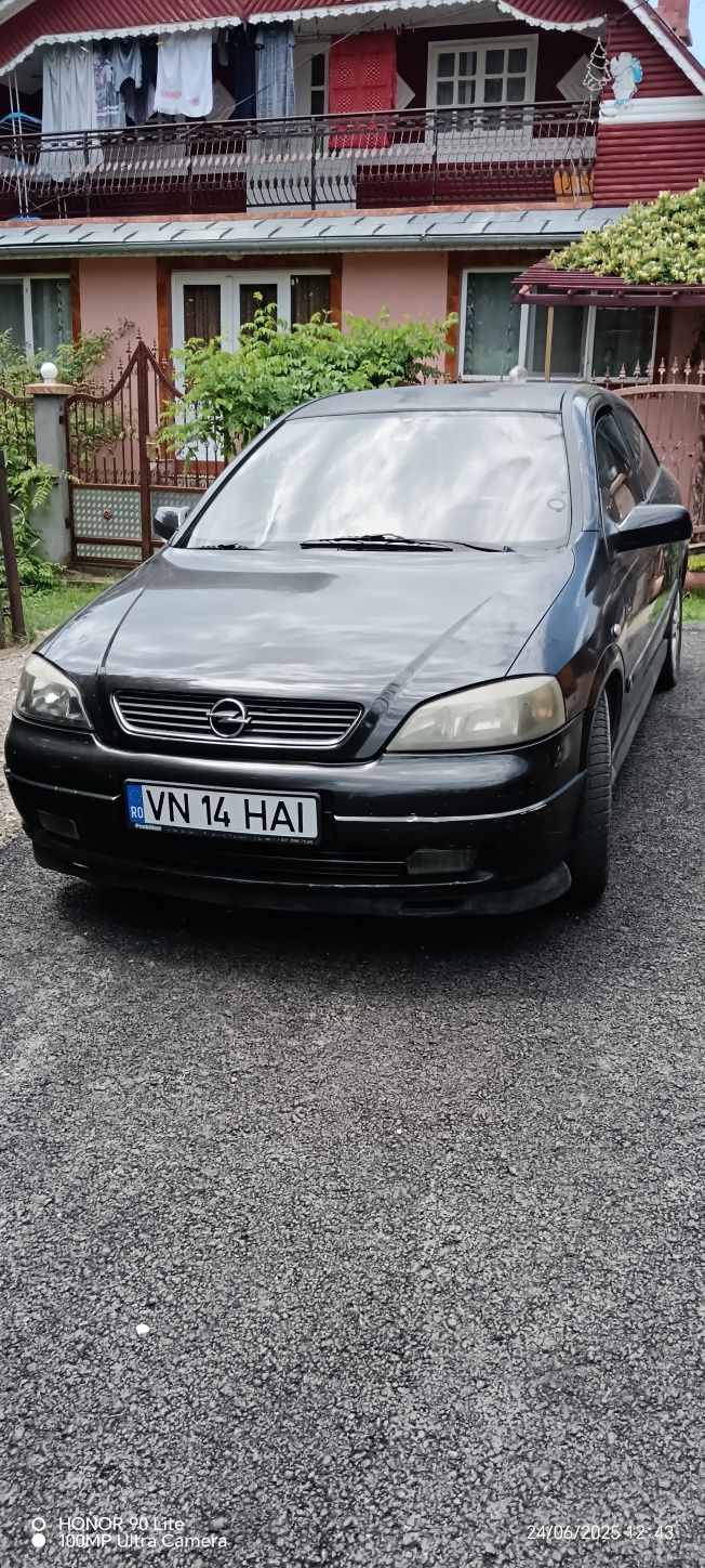 Vând Opel Astra G