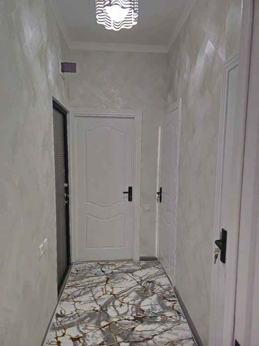 Квартира продаётся Чиланзар 9 квартал 2в3/1/4 меб тех Райхон кафе