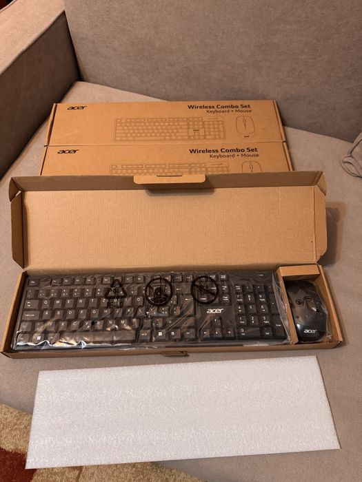 Mouse si tastatura wireless Acer