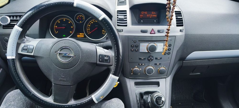 Opel Zafira 7 locuri
