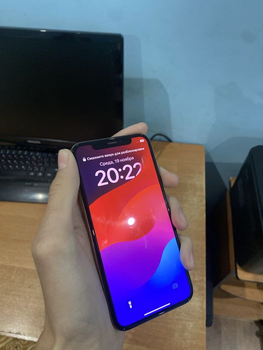 iPhone Xs в идеальном состояний