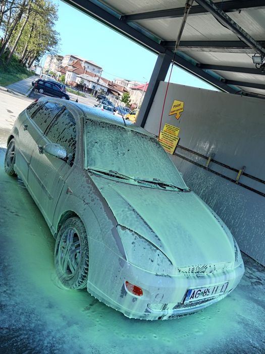 Se vinde ford focus mk1 1,6 benzina +gpl