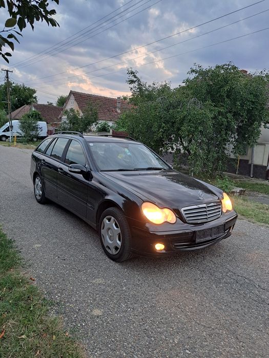 Mercedes C 200 motor 2.2 cdi 2005.07 la 1550€