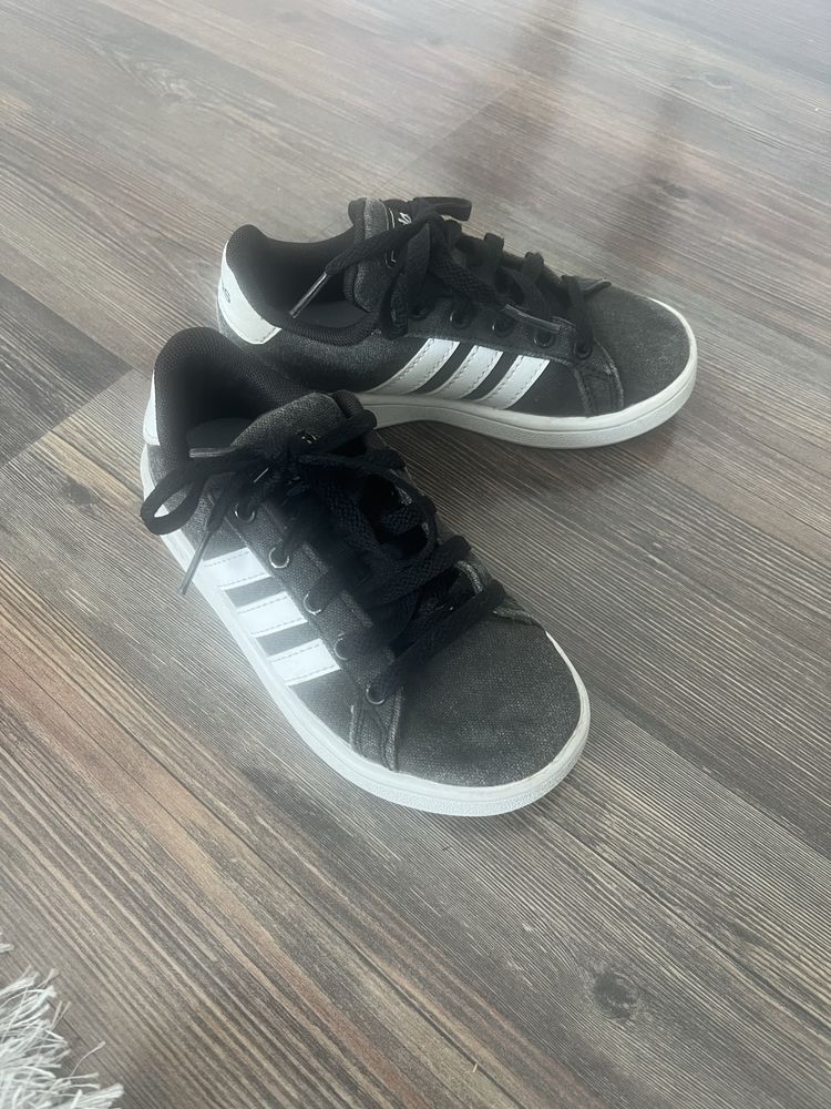 Кецове adidas