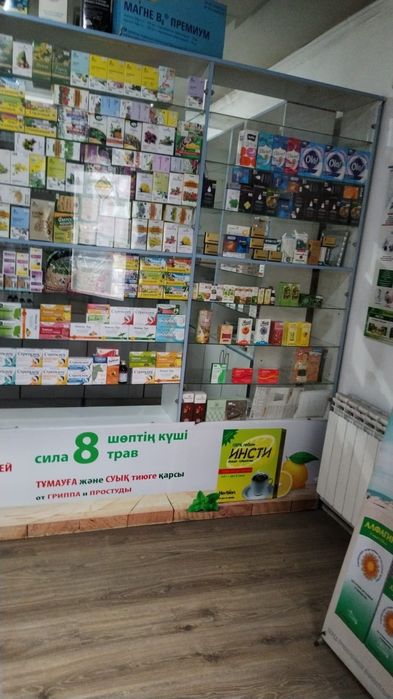 Продам мебель в аптеку