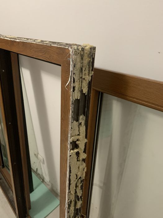 PVC дограма “златен дъб”