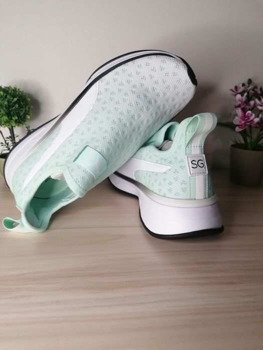 Маратонки Puma Selena Gomez млечно зелено 36 номер нови