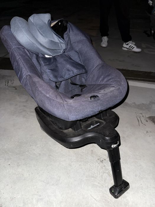 Vând scaun copil auto Maxi-Cosi