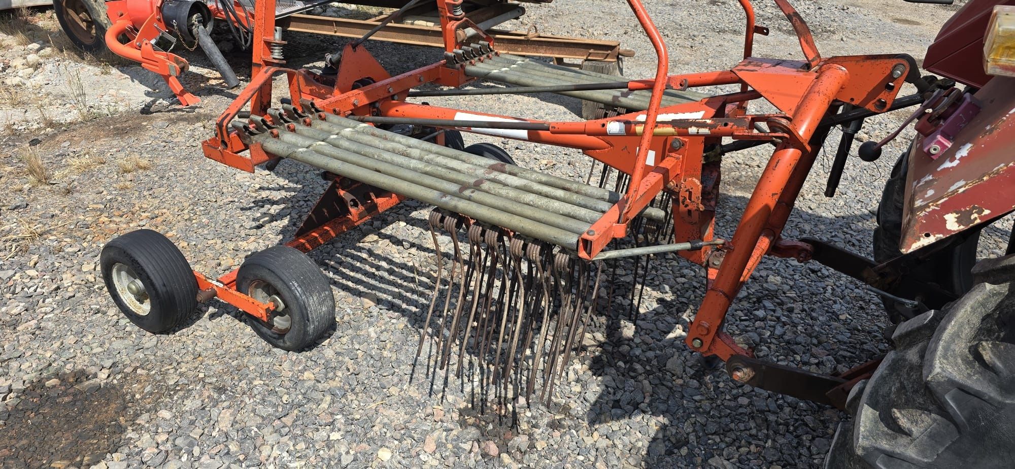 Grebla adunat fan Fella 4.2 m . Ca claas kuhn piese