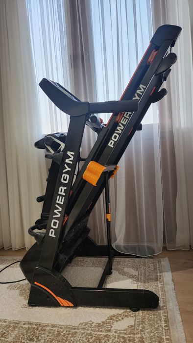 Yugurish yo'lakchasi. Беговая дорожка.