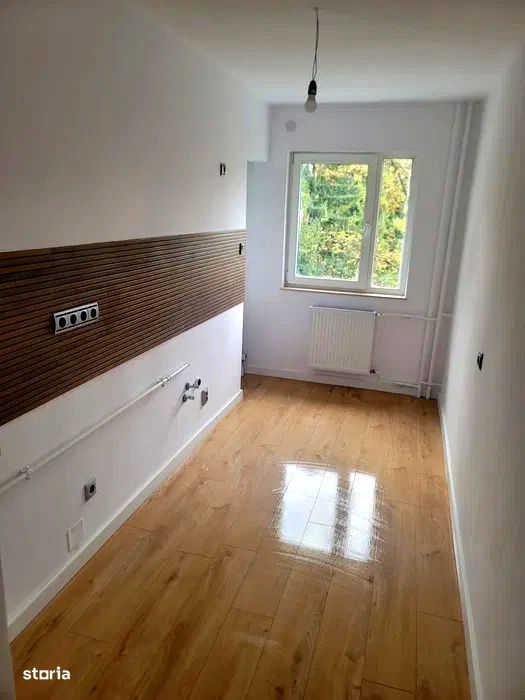 Apartament de vanzare 2 camere decomandat,zona Gradinii Manastur