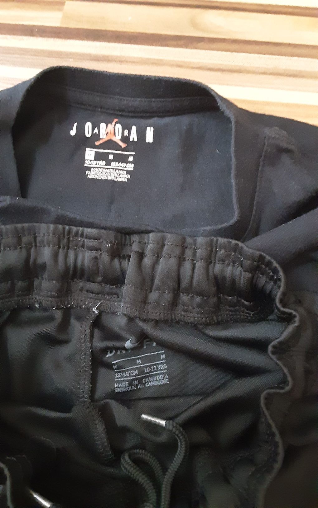 (М 137-147) NIKE PRO оригинален екип 2части(30лв) и клин(30лв)