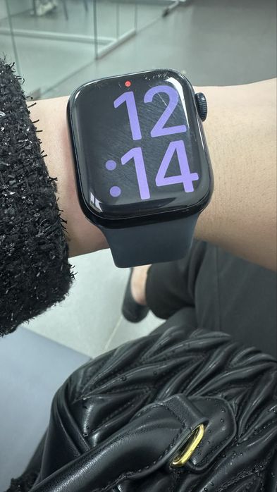 Apple Watch Series 7 (41мм) б/у  писать на вп