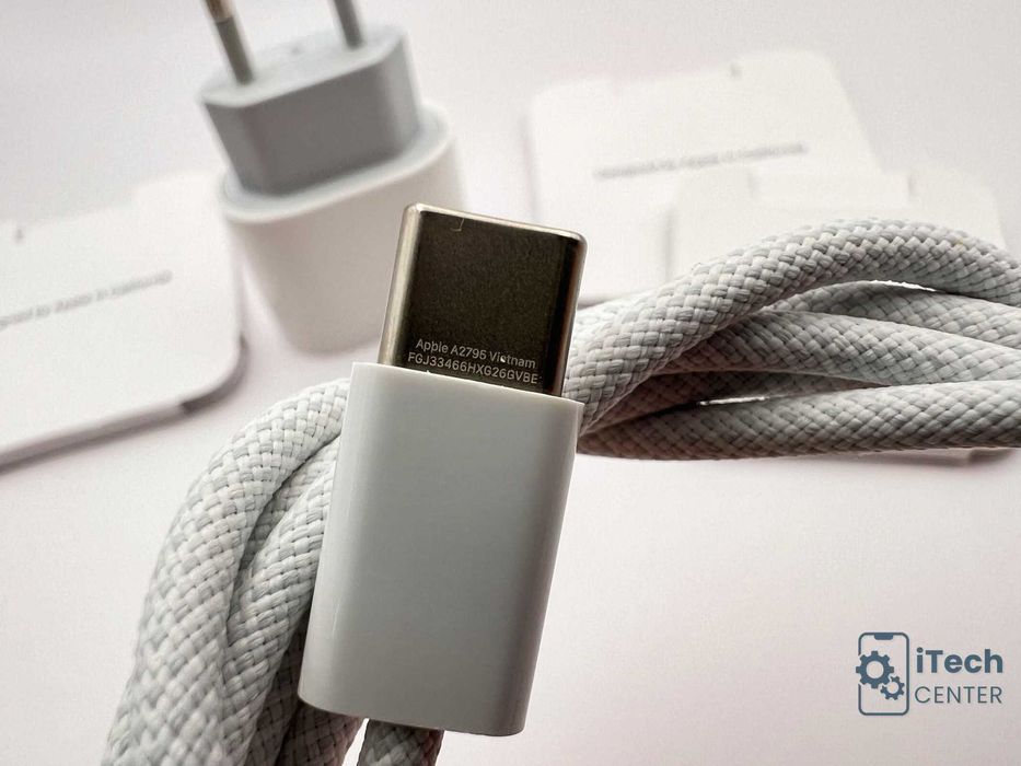 ОРИГИНАЛНО type C към type C зарядно за iPhone, 20W, КОМПЛЕКТ!