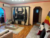Apartament 2 camere, 72 mp, etaj 1/4, balcon, centrală proprie Găești