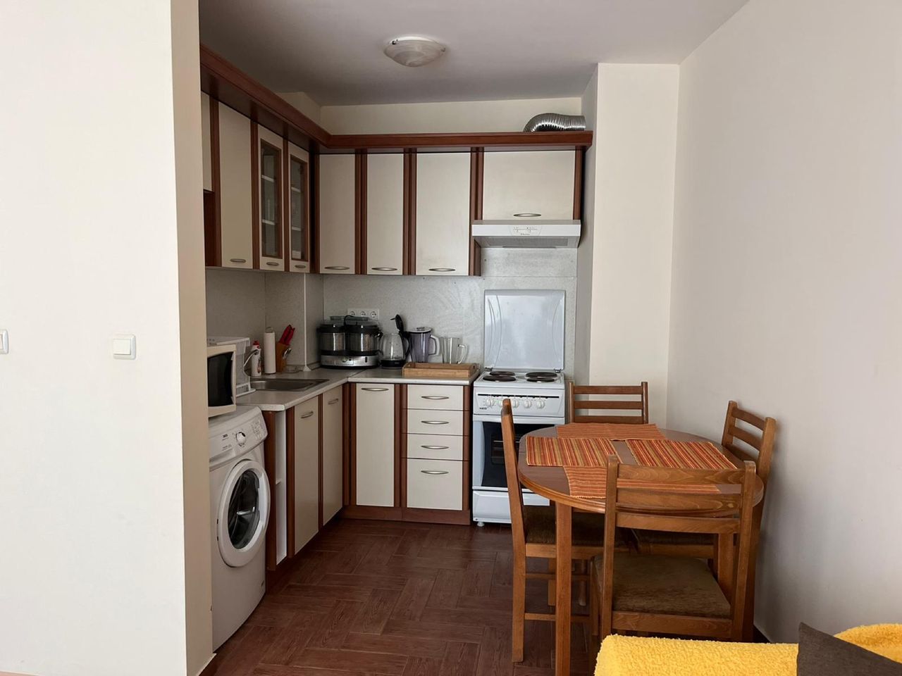 Продава се Тристаен апартамент в Свети Влас - 115 кв.м за 1261 €/кв.м - Снимка #4