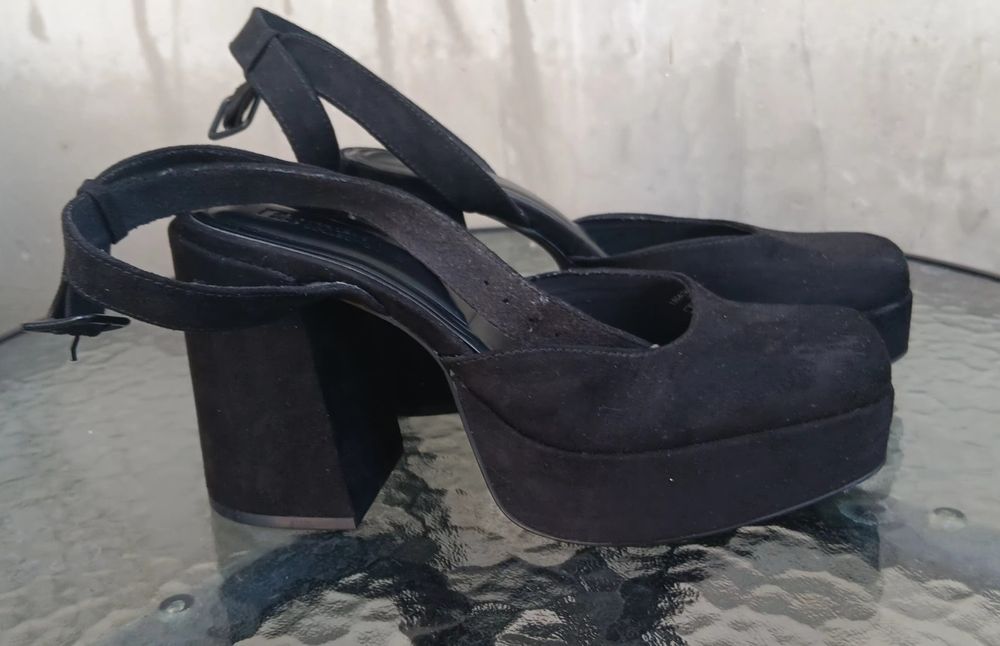 Pantofi Pull and Bear nr 38