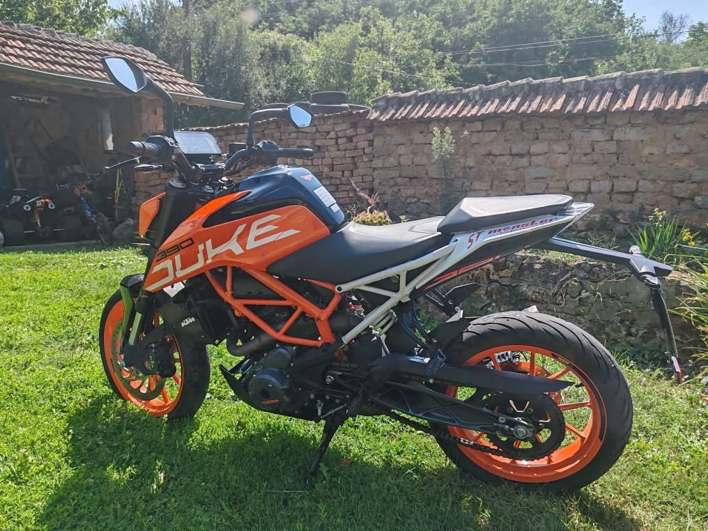 Продавам  Ktm duke 390