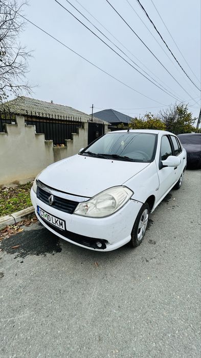 Renault clio symbol 1.2 gpl