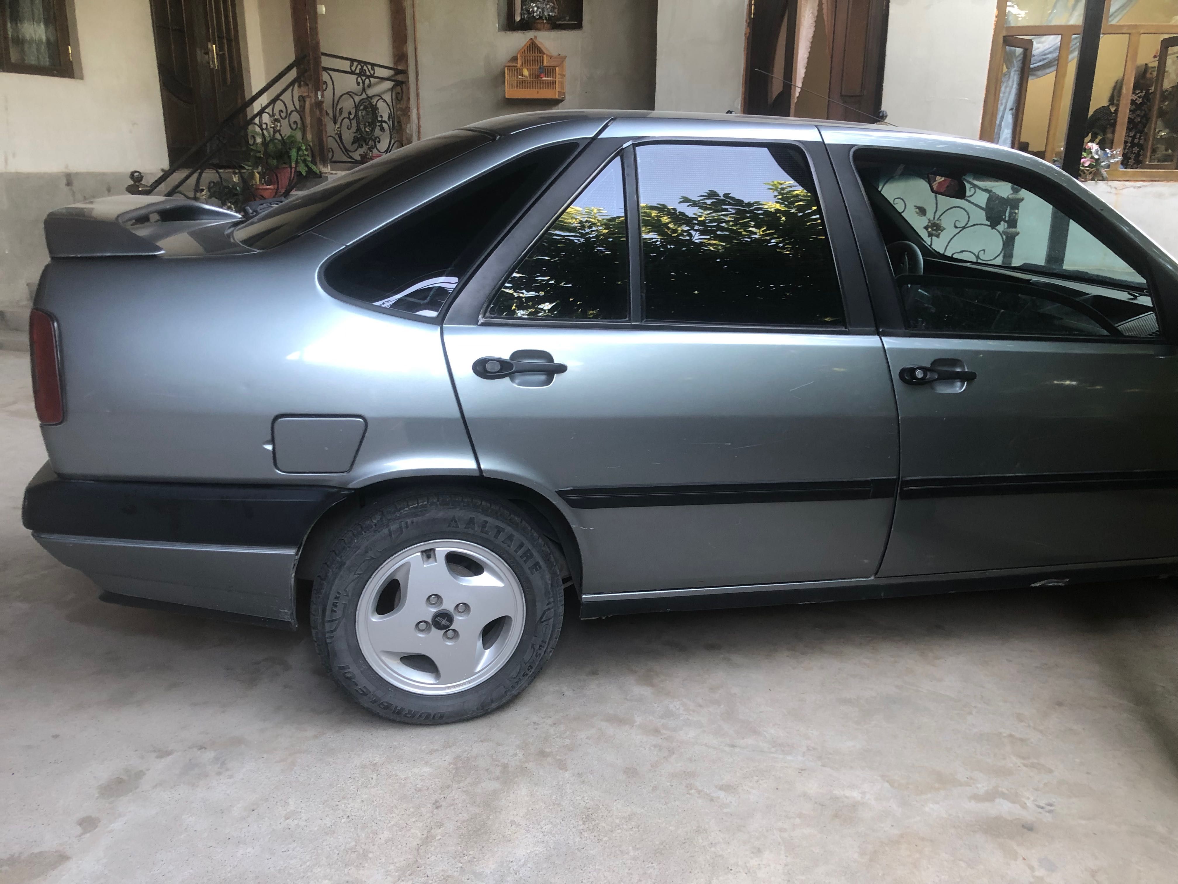 Срочно продам машину. Срочно сотилади. FIAT TEMPRA 1,6