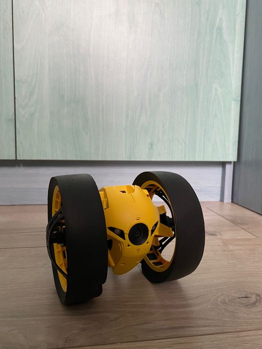 Drona Parrot Jumping Race Tuk Tuk