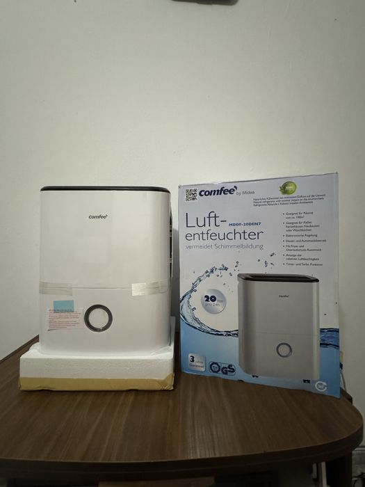 Влагоабсорбатор Midea Comfee 20Л Чисто Нов!