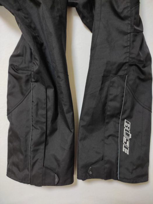 Pantaloni Buse textil damă mărime L