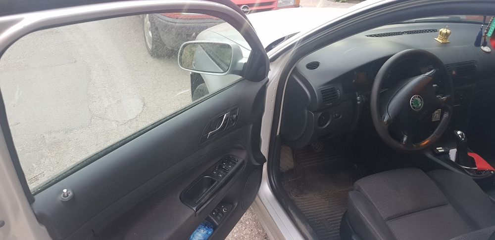 SKODA Superb 2.5 TDI