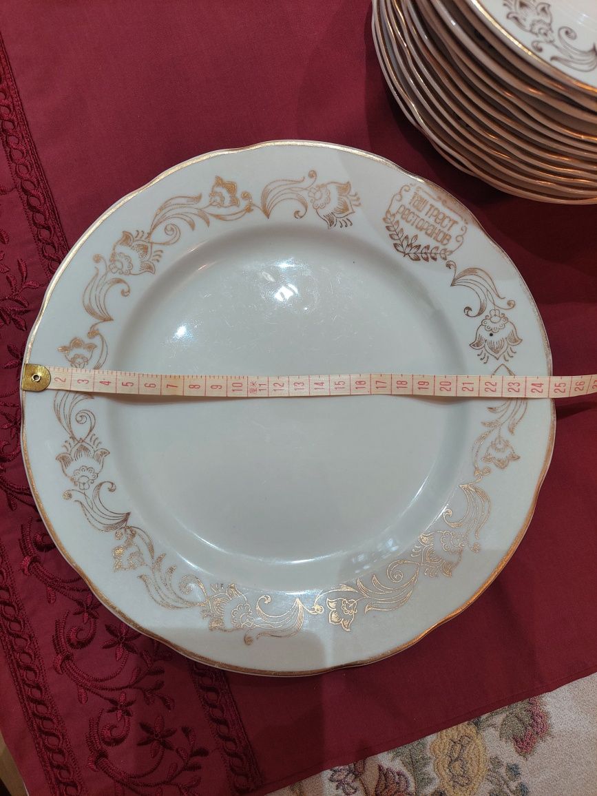 Набор тарелок разных размеров